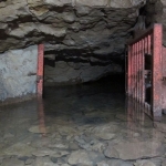 Ingresso Buso della Rana Ingresso Buso della Rana