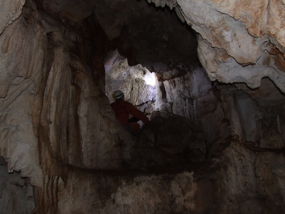 Galleria superiore - Caverna degli sterpi