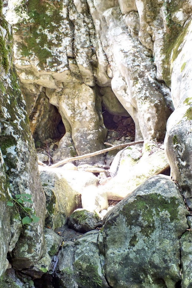 Grotta Velenizza