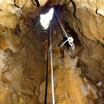 Esplorazione di una cavità sul Collio