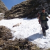 Sul lato nord c'è ancora qualche lembo di neve