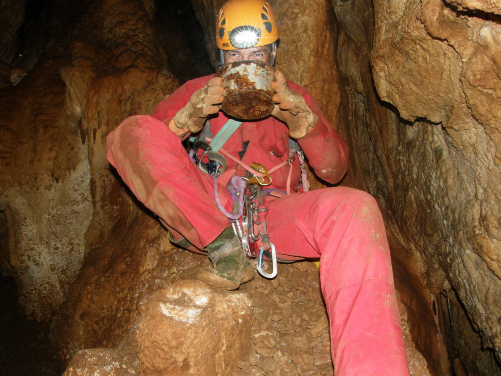 Il pentolino misterioso - Grotta Virgilio